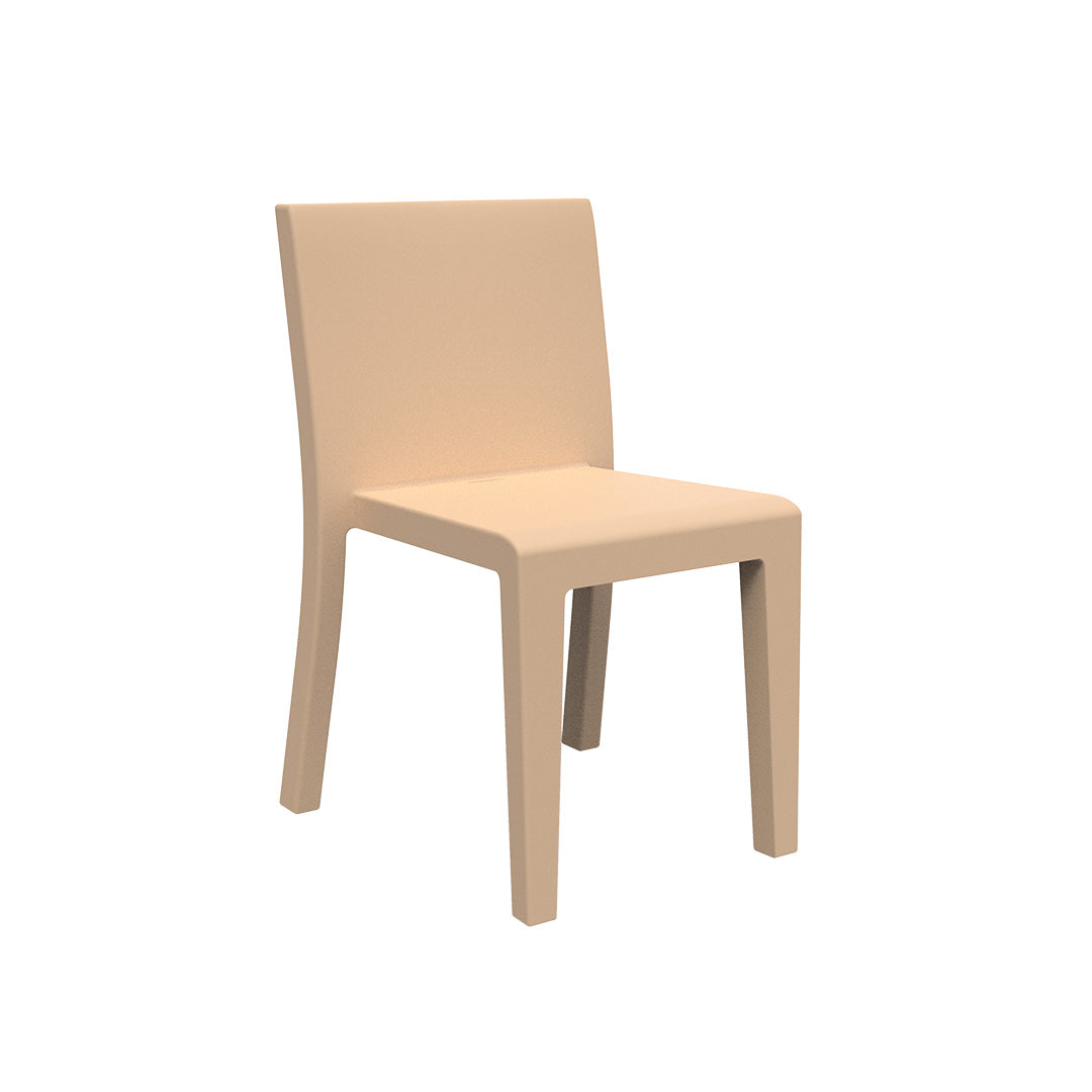 Jut Chair