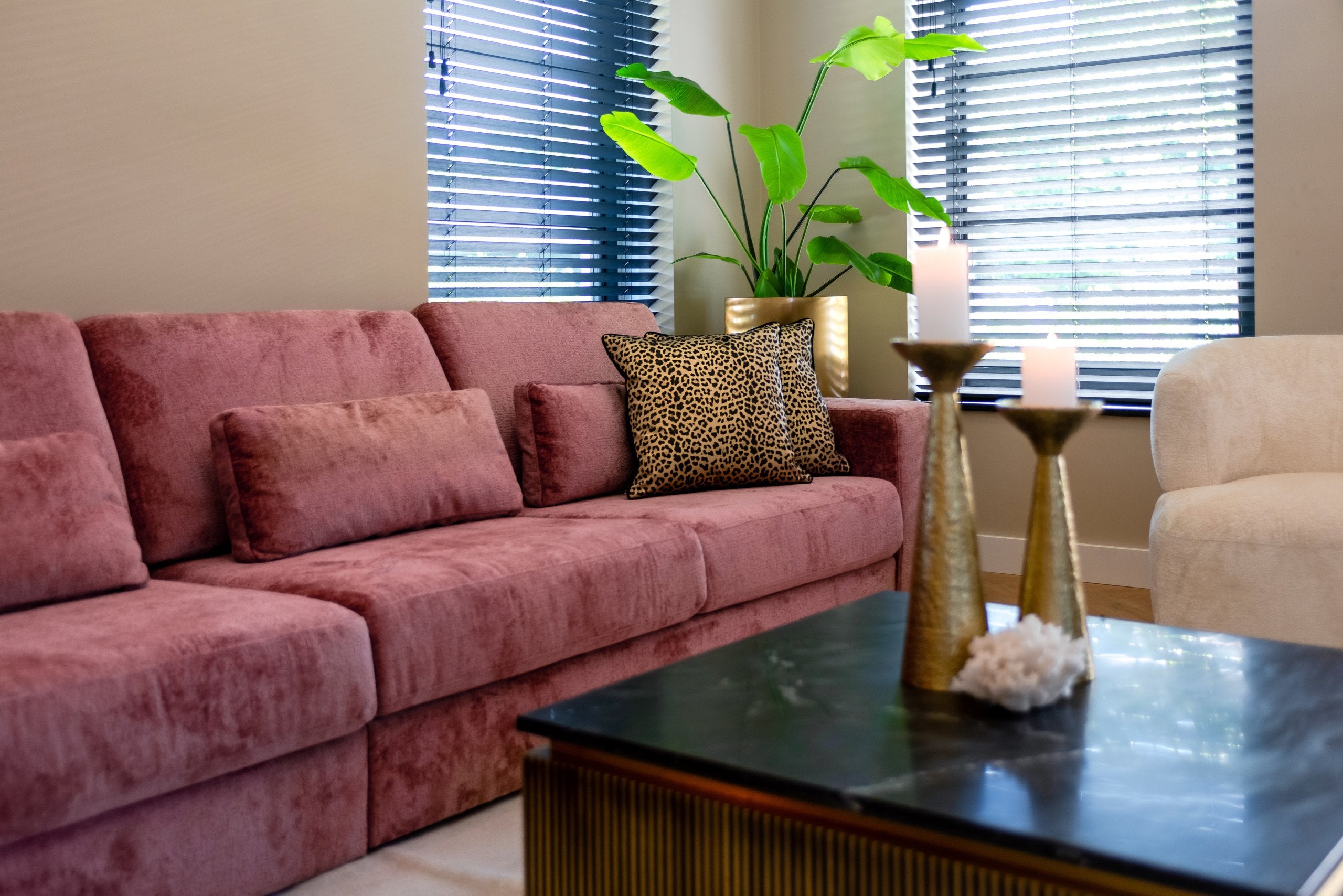 Coffee table Ironville gold 90x90