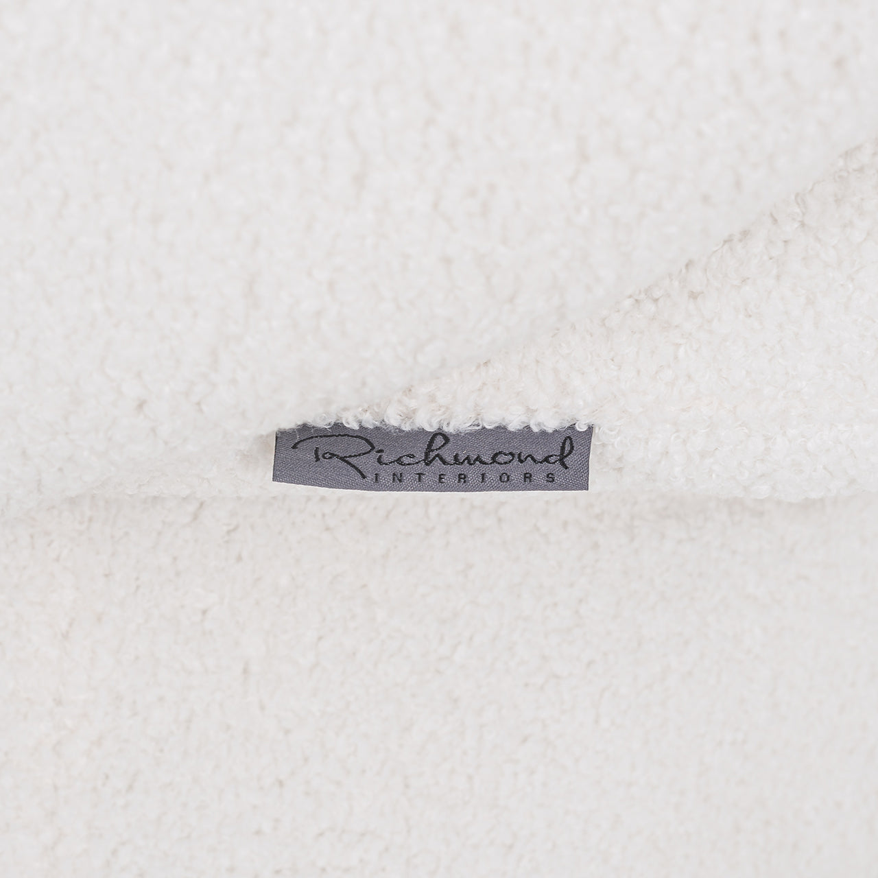 Swivel lounge chair Senna white furry (Himalaya 900 white furry)