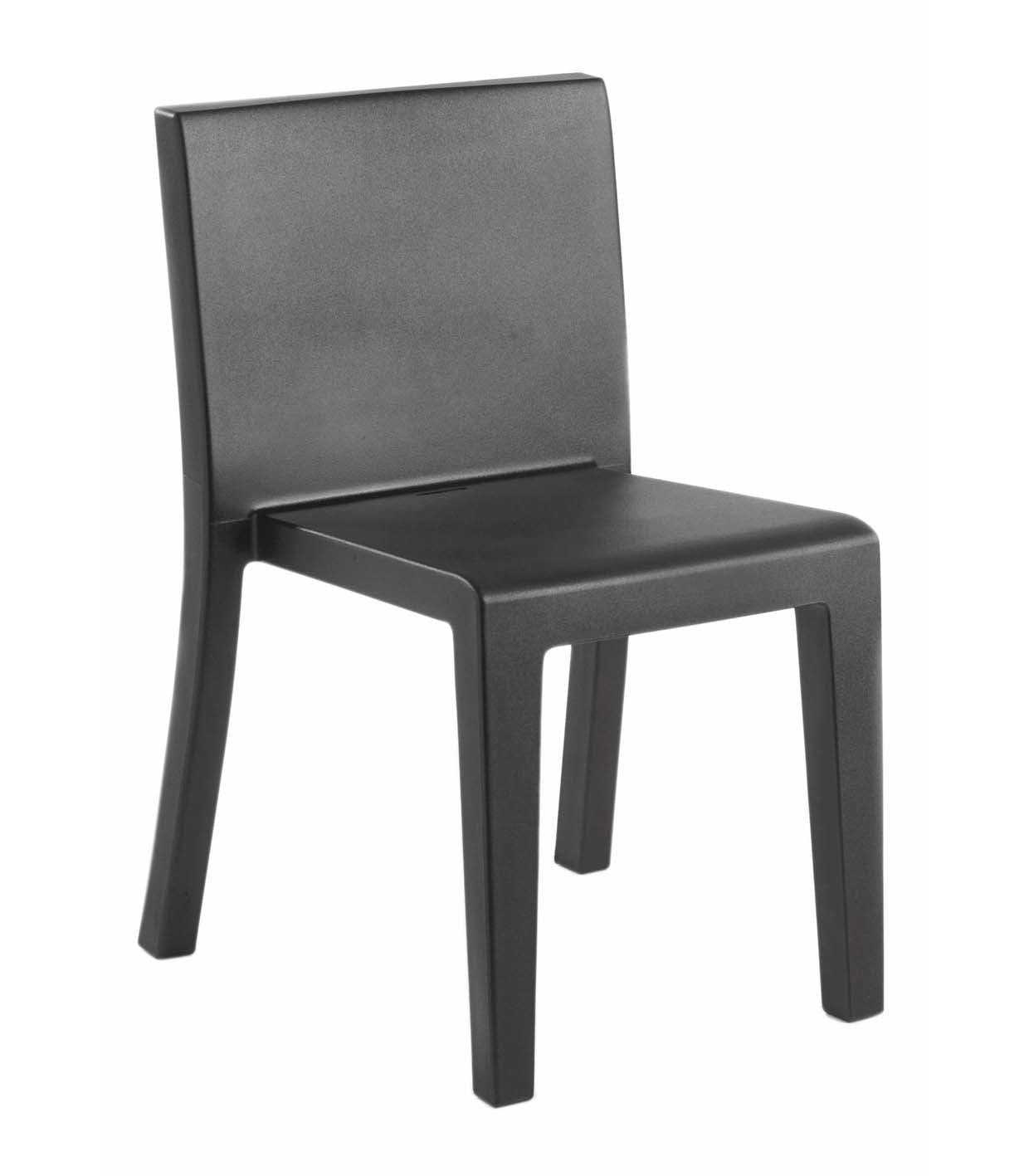 Jut Chair