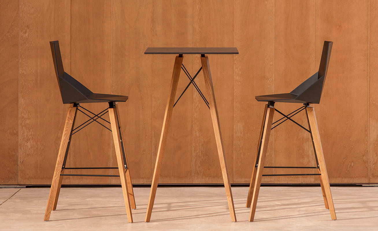 Faz - Wood Counter Stool With Arms