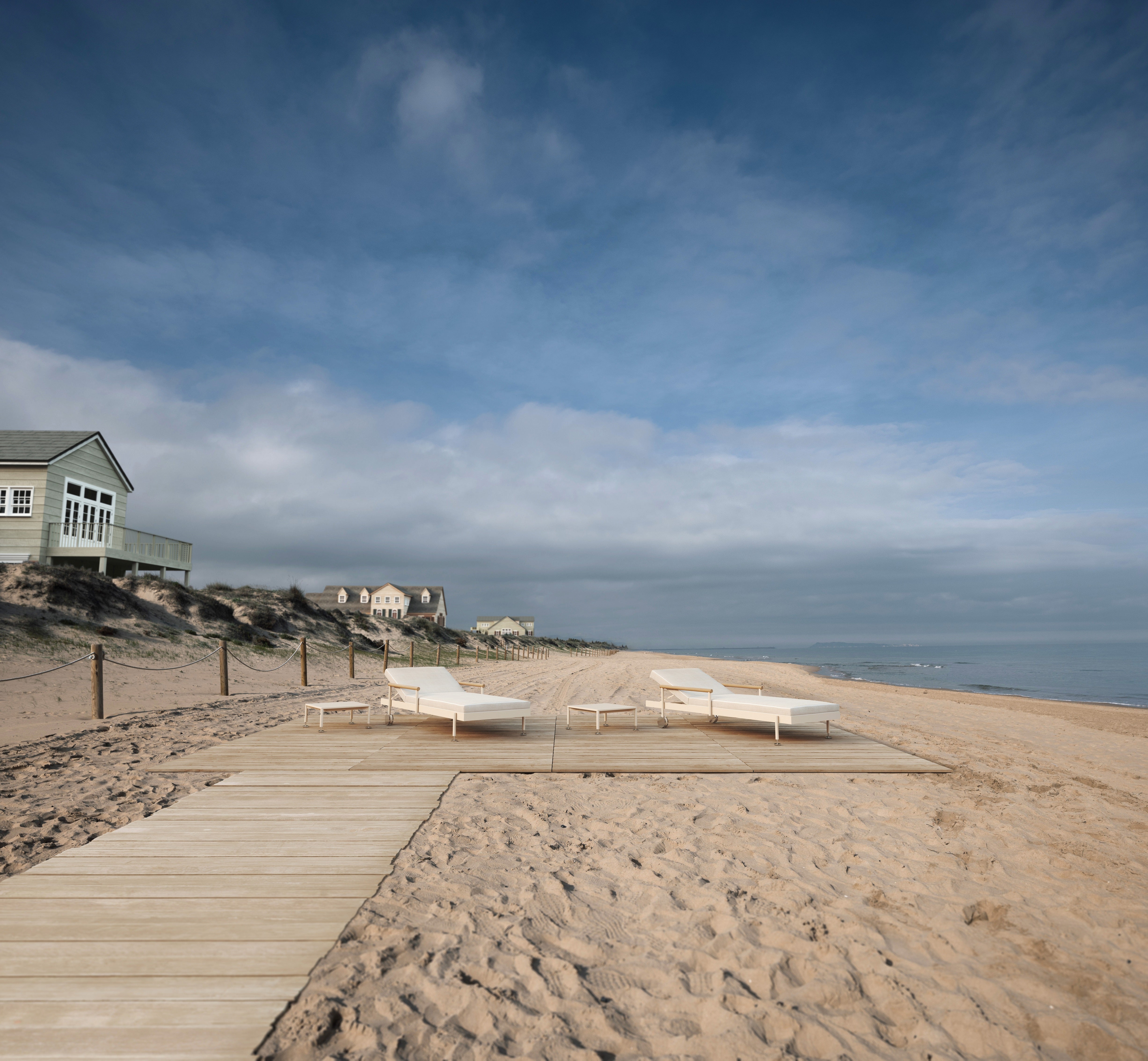 Hamptons Low Tables 127x85x34 cm