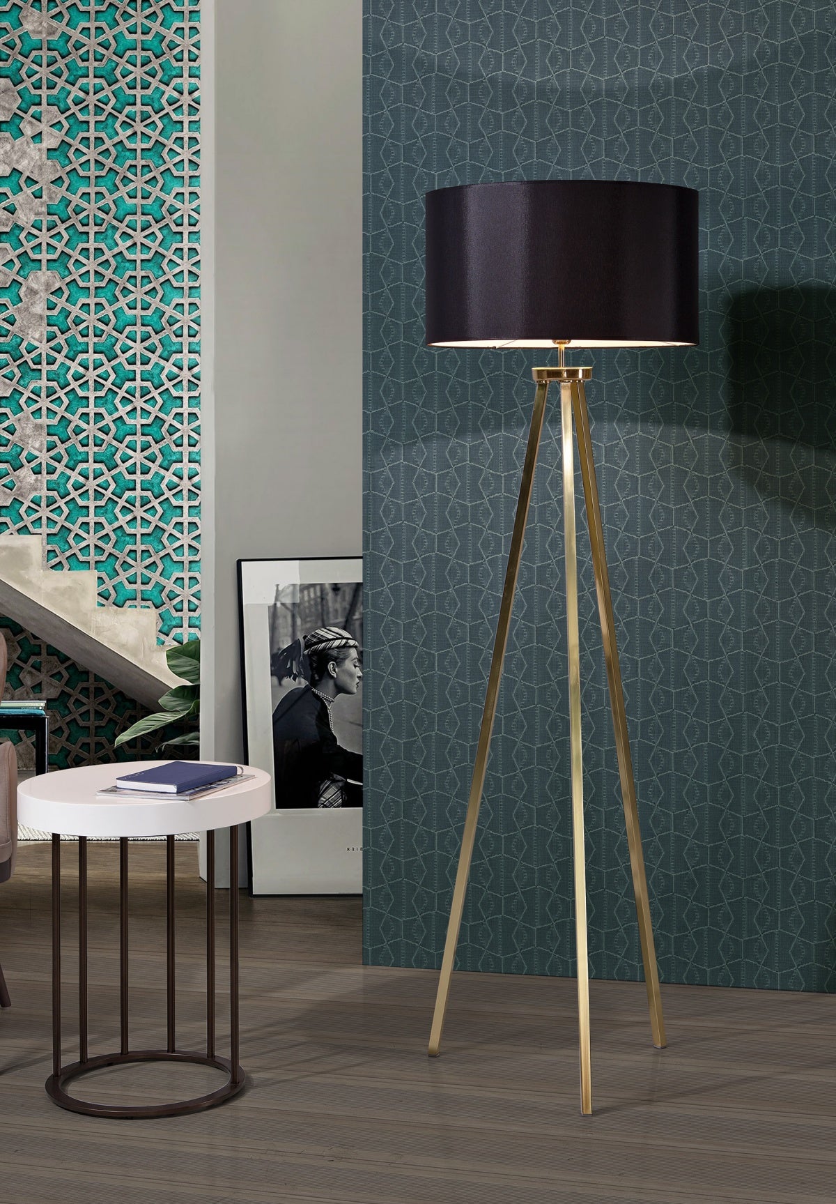 Floor Lamp - Line Tripé D'Or